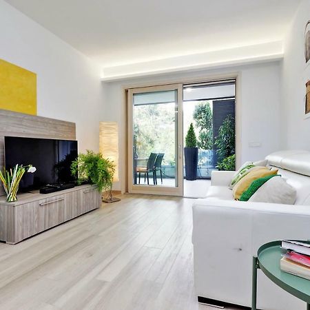 Green Terraced Apartment. 3 Stops From Colosseum Екстер'єр фото