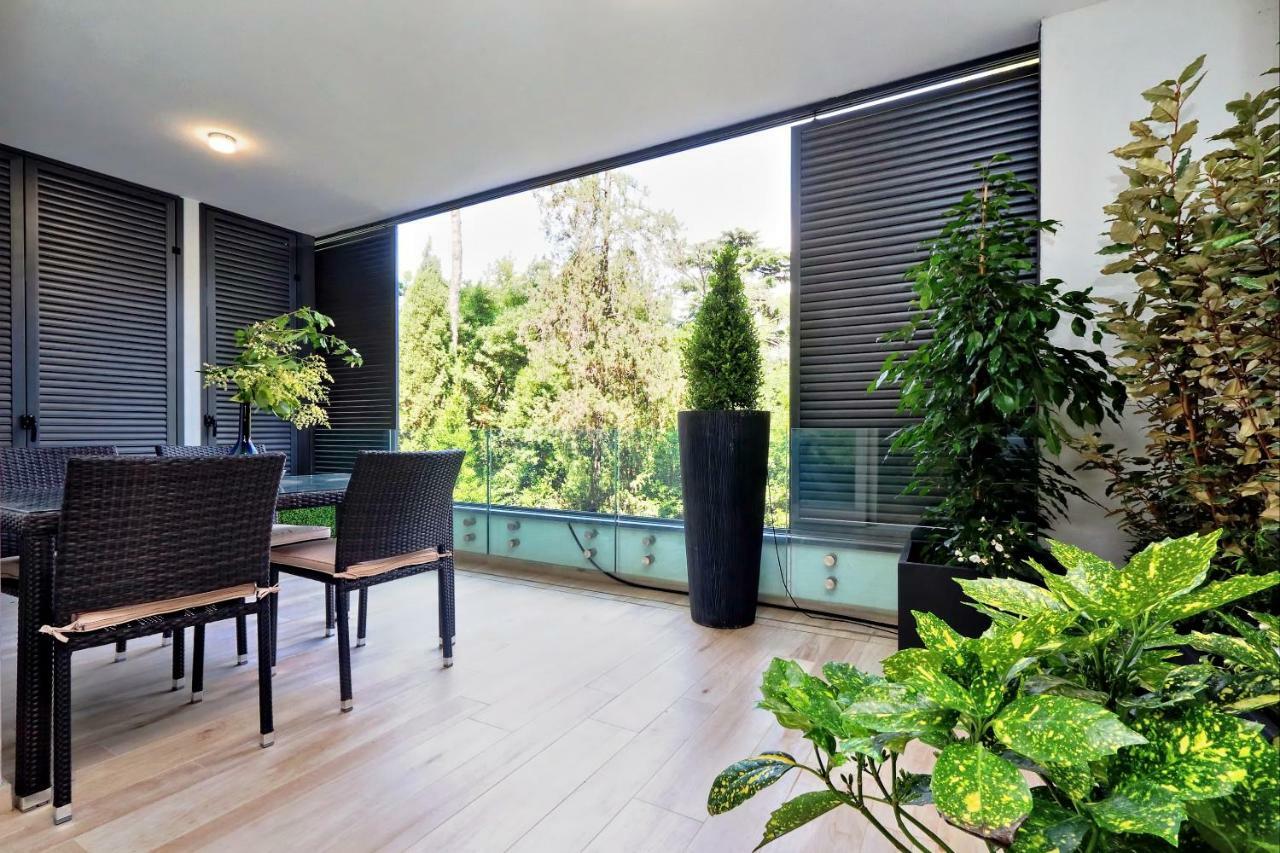 Green Terraced Apartment. 3 Stops From Colosseum Екстер'єр фото