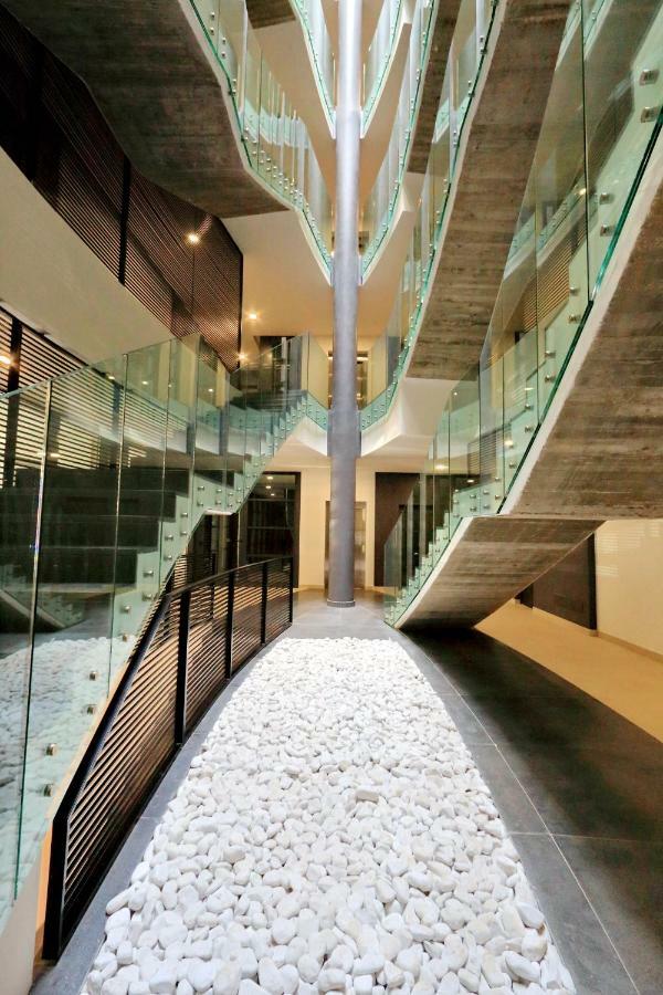 Green Terraced Apartment. 3 Stops From Colosseum Екстер'єр фото